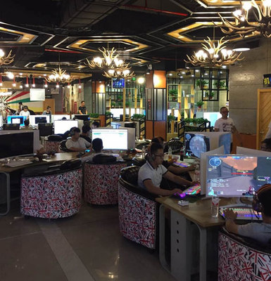 二連浩特市積極推進(jìn)網(wǎng)吧連鎖整合工作，提升經(jīng)營(yíng)管理服務(wù)水平